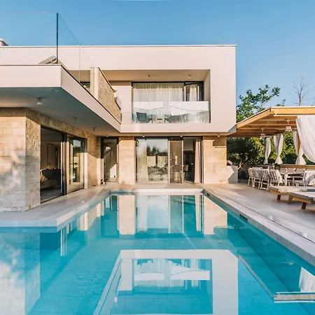 Santa Barbara Villa Privlaka (Zadar)