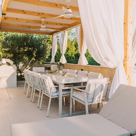 Villa Santa Barbara *